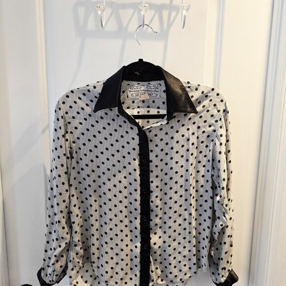 1976 Vinage polka dot button up blouse - Picture 2 of 2